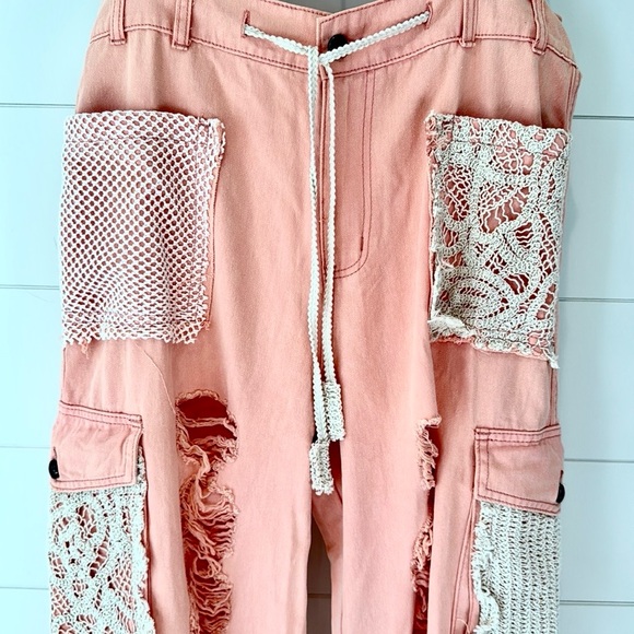 New 25 collection Best Seller : Peach Cargo Pants with crochet Accents - Picture 2 of 4